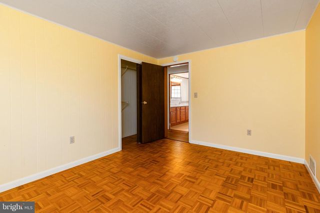 921 PALMER RD, Fort Washington, MD 20744