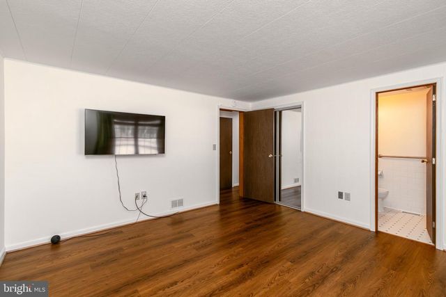 921 PALMER RD, Fort Washington, MD 20744