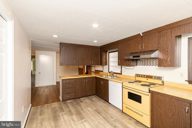 921 PALMER RD, Fort Washington, MD 20744