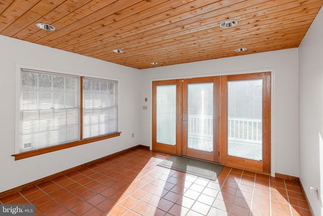 921 PALMER RD, Fort Washington, MD 20744