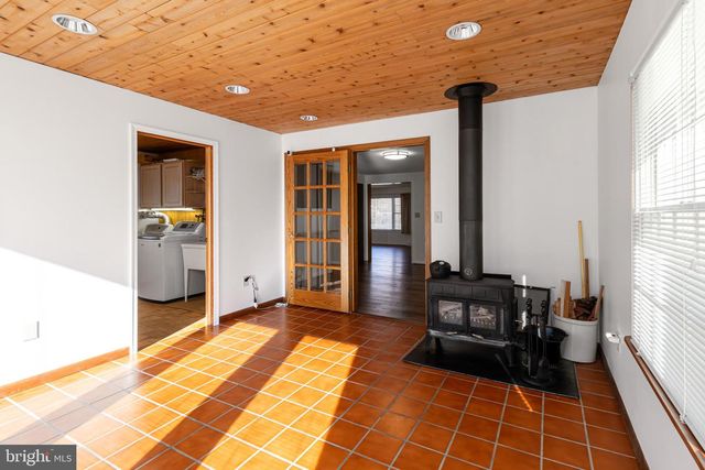 921 PALMER RD, Fort Washington, MD 20744