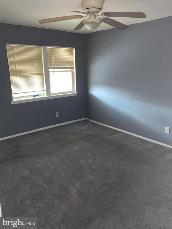 Image 15 of property listing at 929 N ROSEDALE ST, Baltimore, MD 21216