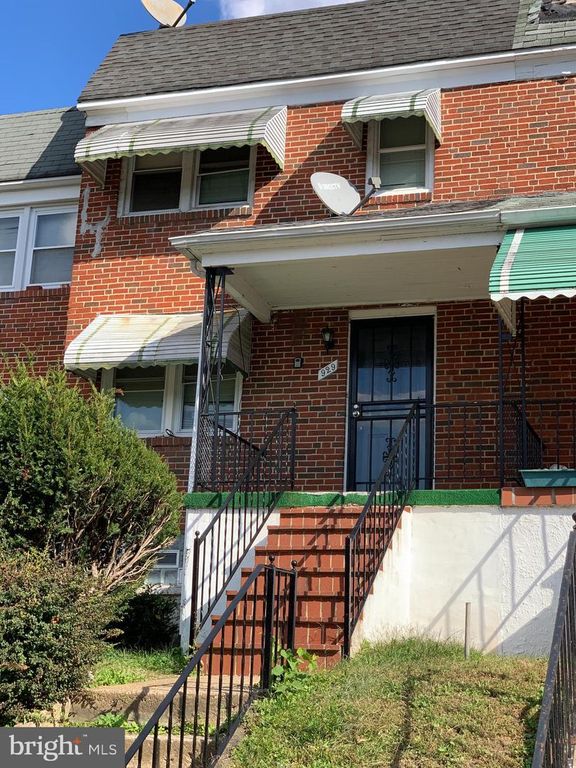 Image 2 of property listing at 929 N ROSEDALE ST, Baltimore, MD 21216