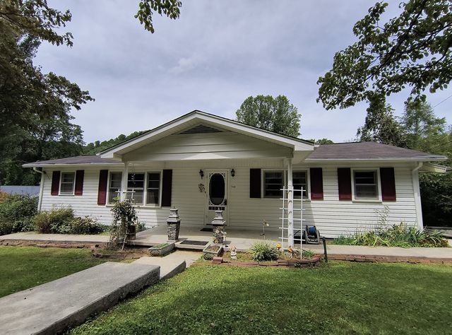 1149 Mineral Bluff Highway, Mccaysville, GA 30555