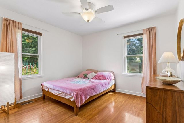 164 Wyoming Street E, Saint Paul, MN 55107