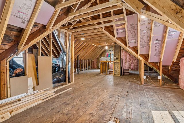 164 Wyoming Street E, Saint Paul, MN 55107