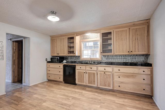 4319 South Duquesne Road, Joplin, MO 64804