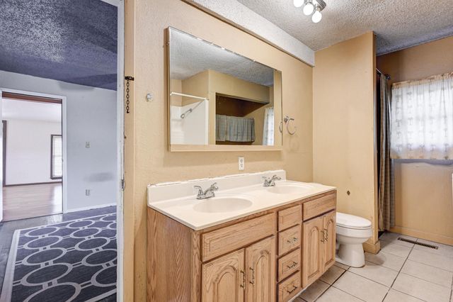 4319 South Duquesne Road, Joplin, MO 64804