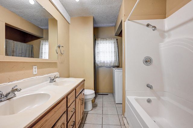 4319 South Duquesne Road, Joplin, MO 64804