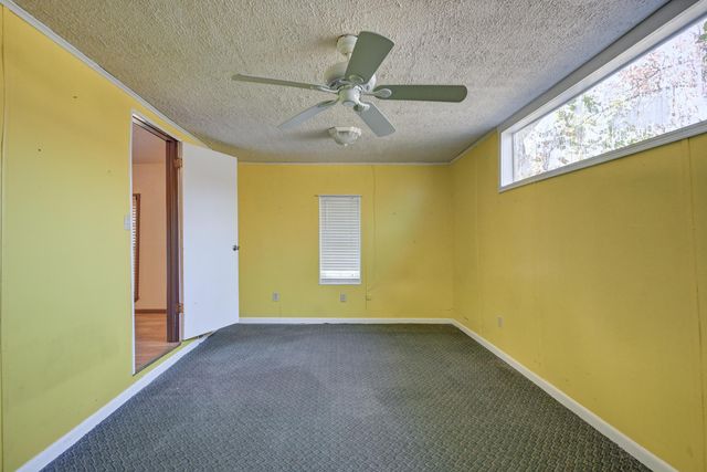 4319 South Duquesne Road, Joplin, MO 64804