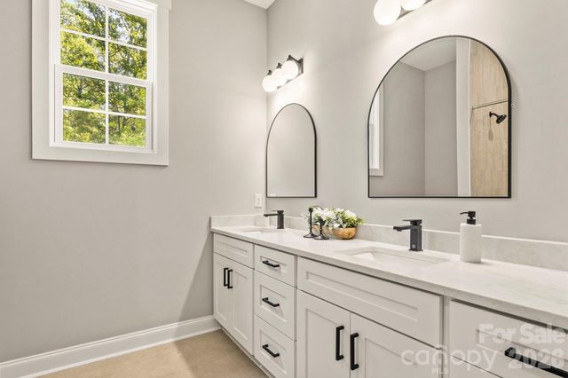 436 Riddle Mill Road, Clover, SC 29710