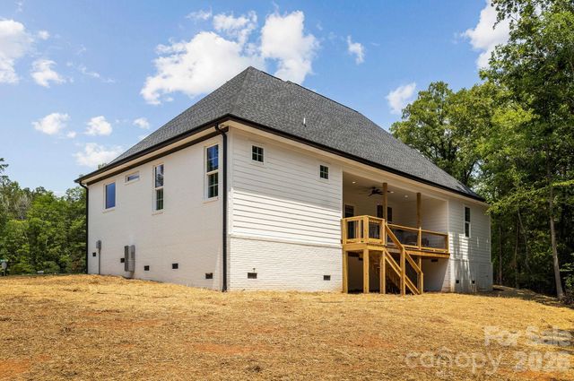 436 Riddle Mill Road, Clover, SC 29710