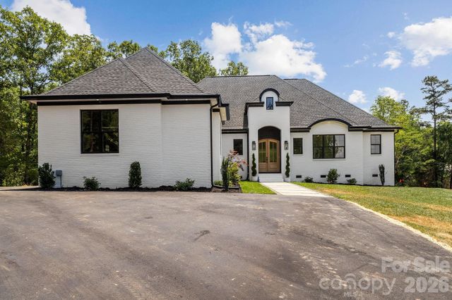 436 Riddle Mill Road, Clover, SC 29710