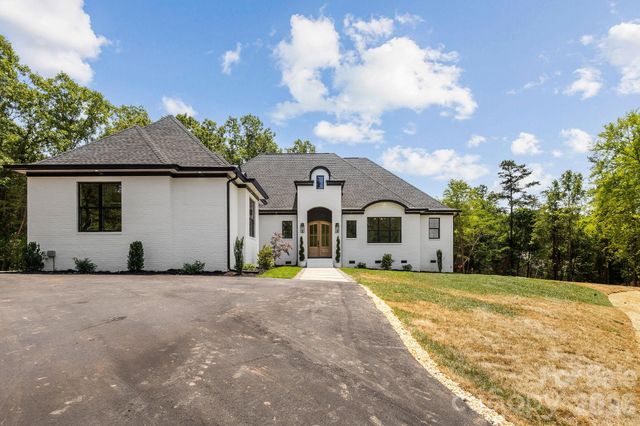 436 Riddle Mill Road, Clover, SC 29710