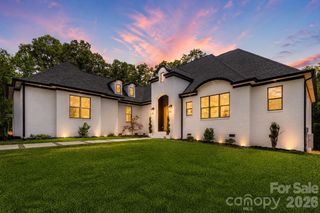 436 Riddle Mill Road, Clover, SC 29710