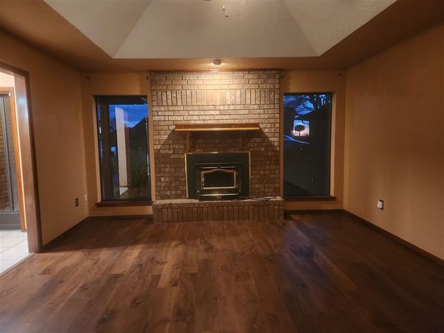 112 NE 48th St, Lawton, OK 73507