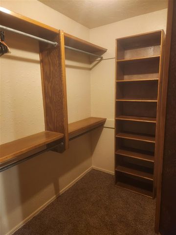 112 NE 48th St, Lawton, OK 73507