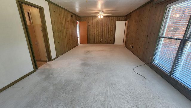 2820 E Lindsay, Columbus, GA 31907