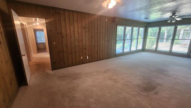 2820 E Lindsay, Columbus, GA 31907