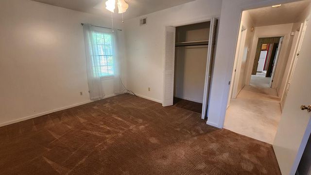 2820 E Lindsay, Columbus, GA 31907