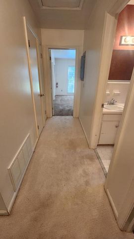 2820 E Lindsay, Columbus, GA 31907