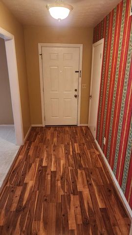 2820 E Lindsay, Columbus, GA 31907
