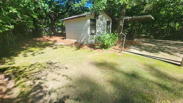 2820 E Lindsay, Columbus, GA 31907