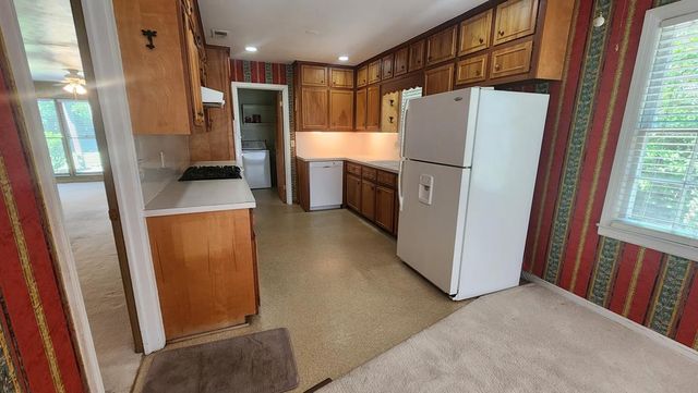 2820 E Lindsay, Columbus, GA 31907