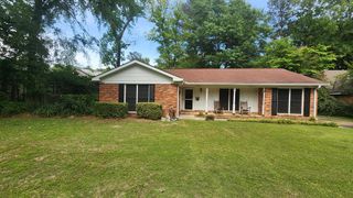 2820 E Lindsay, Columbus, GA 31907