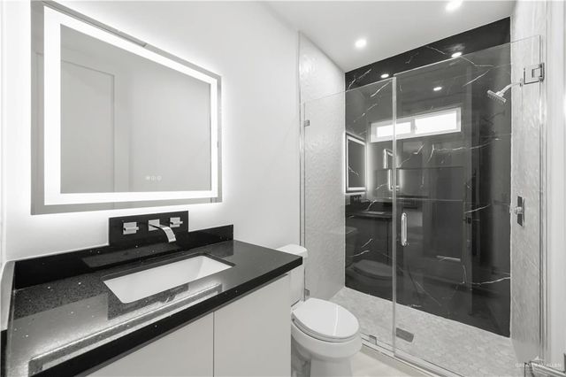 1716 Trophy Drive, Edinburg, TX 78542