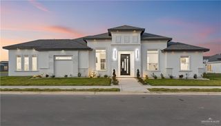 1716 Trophy Drive, Edinburg, TX 78542