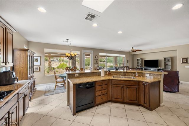 4765 Regalo Bello Street, Las Vegas, NV 89135