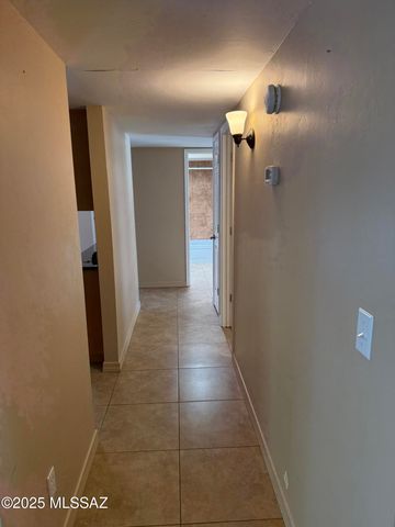 1450 S Corsica Place, Tucson, AZ 85748
