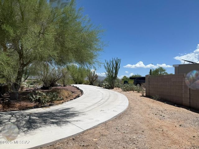 1450 S Corsica Place, Tucson, AZ 85748
