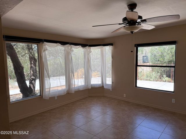 1450 S Corsica Place, Tucson, AZ 85748