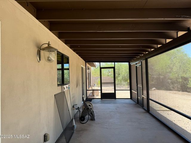 1450 S Corsica Place, Tucson, AZ 85748
