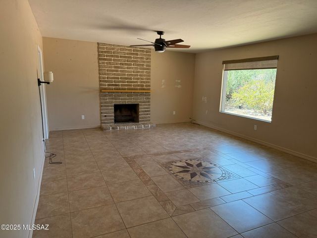 1450 S Corsica Place, Tucson, AZ 85748