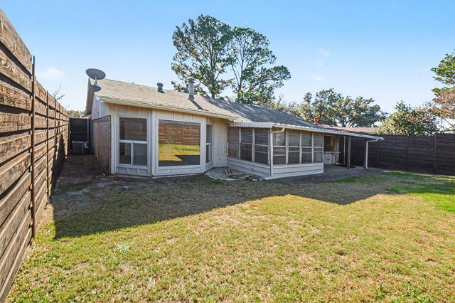 3417 Cavalier Court, Irving, TX 75062