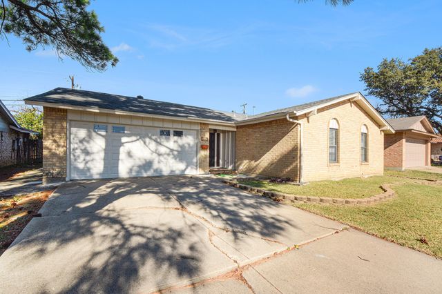 3417 Cavalier Court, Irving, TX 75062