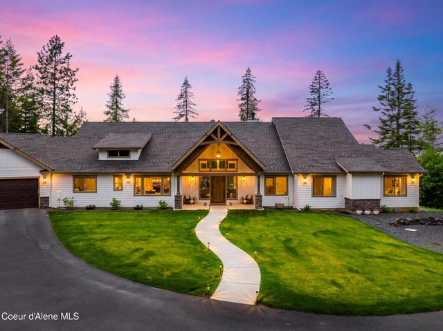 17661 N Richards DR, Hayden, ID 83835
