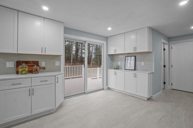 260 Summer St, Walpole, MA 02071