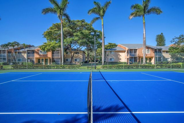 4200 Community Drive, West Palm Beach, FL 33409