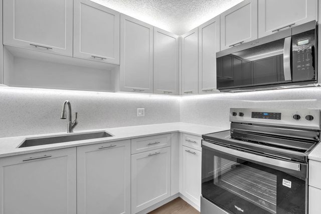 4200 Community Drive, West Palm Beach, FL 33409