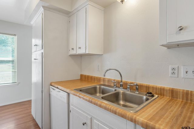 307 Lone Star Ln, Hideaway, TX 75771