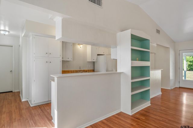 307 Lone Star Ln, Hideaway, TX 75771