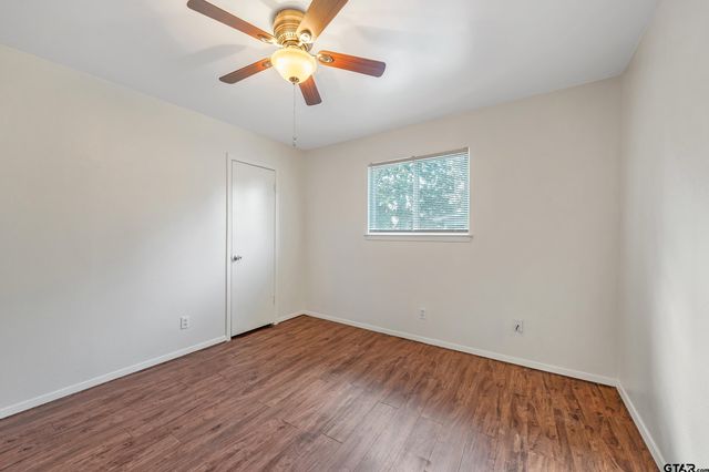 307 Lone Star Ln, Hideaway, TX 75771