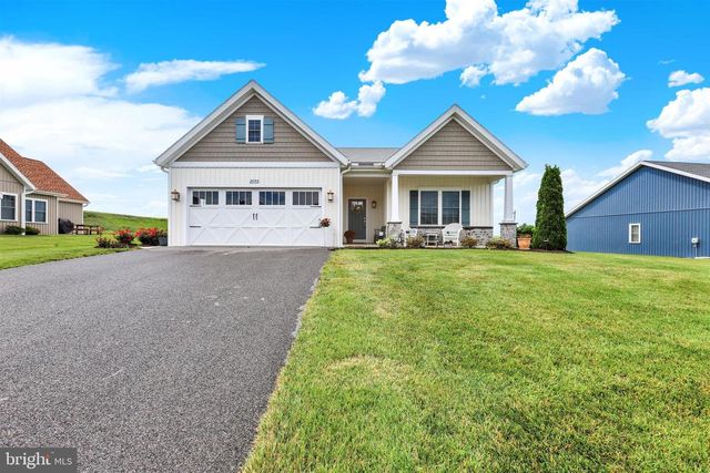 3593 CASCADES DRIVE S, Fayetteville, PA 17222