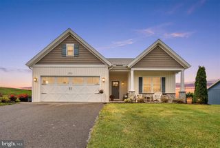 3593 CASCADES DRIVE S, Fayetteville, PA 17222
