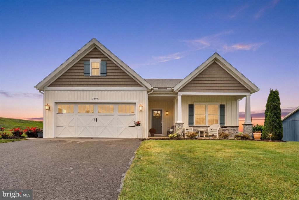 3593 CASCADES DRIVE S, Fayetteville, PA 17222