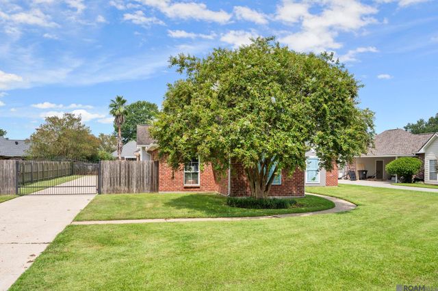 16307 Megan Ln, Prairieville, LA 70769